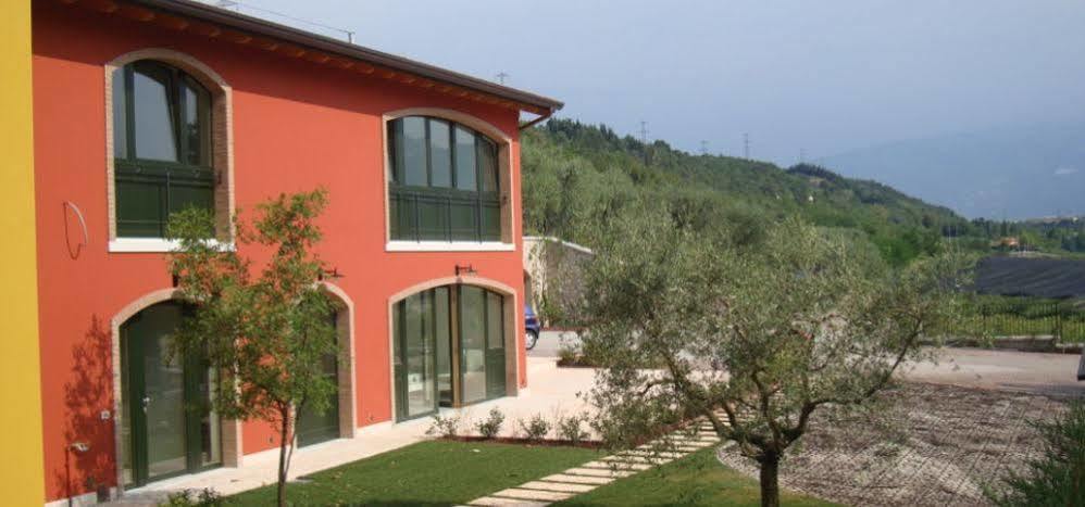 Agriturismo Camparella باسترينغو المظهر الخارجي الصورة